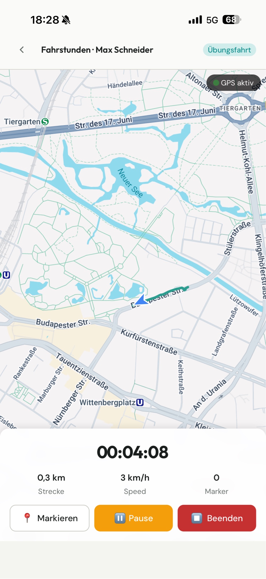 FahrDoc Live-Routentracking während einer Fahrstunde mit Karte, Strecke, Geschwindigkeit und Markierungs-Funktion
